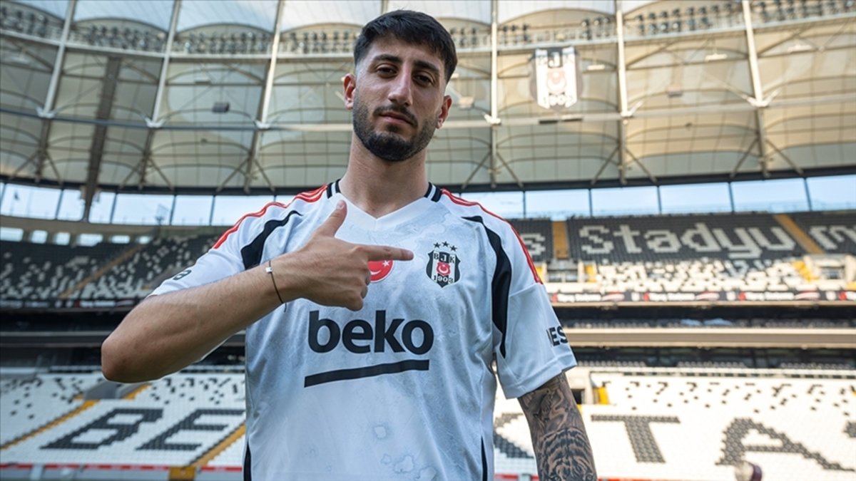 TRANSFER HABERİ: Beşiktaş'ta Can Keleş Kasımpaşa'ya kiralandı! TRANSFER HABERİ: Beşiktaş'ta Can Keleş Kasımpaşa'ya kiralandı!