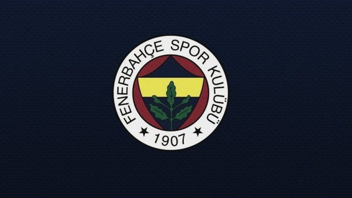 Fenerbahçe'den sürpriz transfer! Eski yıldız geri dönüyor Fenerbahçe'den sürpriz transfer! Eski yıldız geri dönüyor