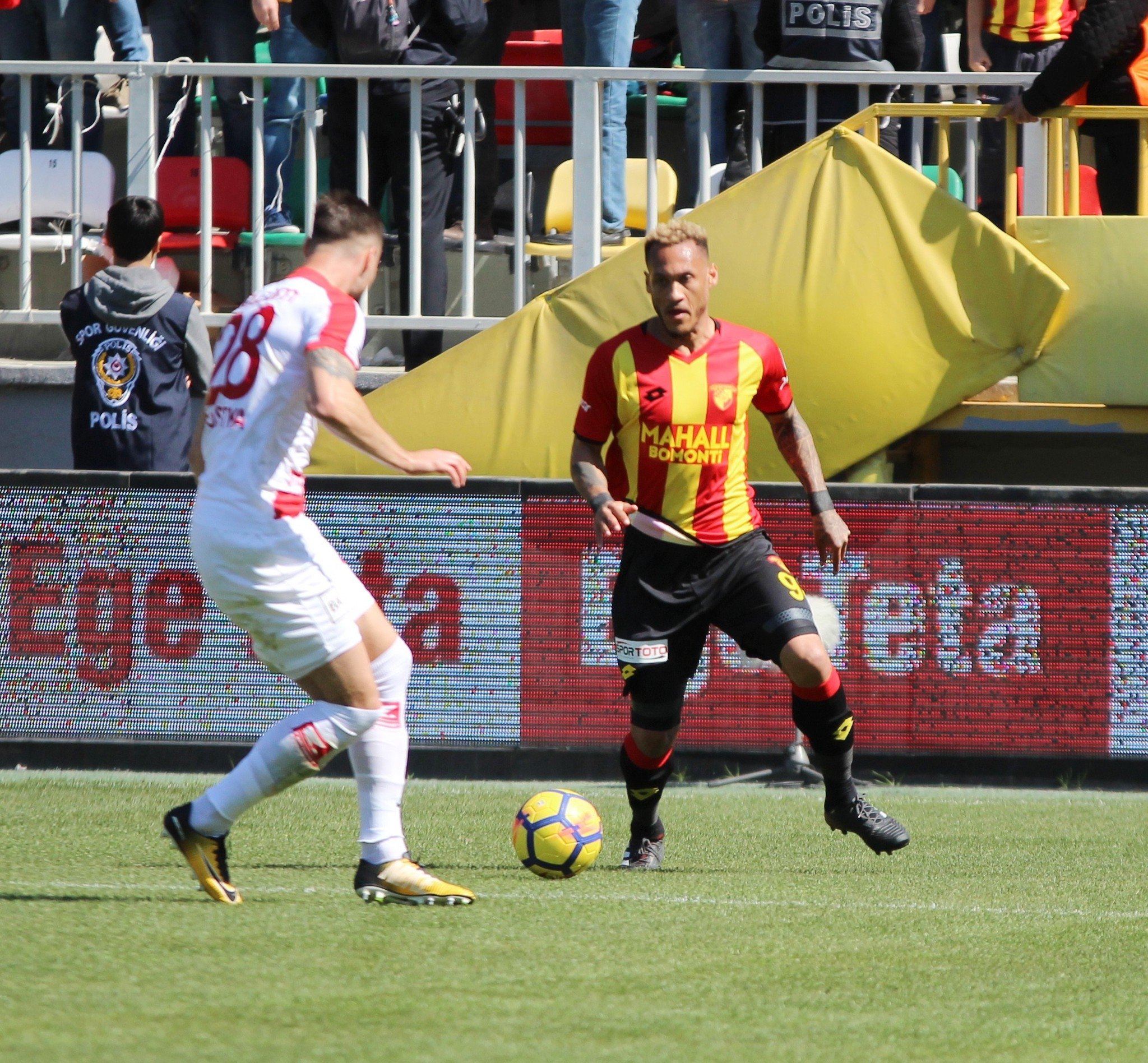 Göztepe - Antalyaspor maçından kareler!
