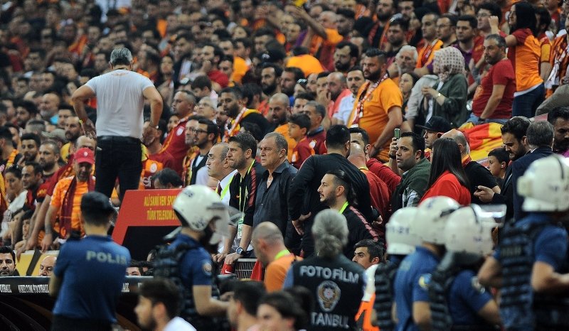 Galatasaray şampiyonluğu böyle kutladı! İşte görüntüler