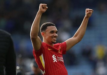 Arnold attı! Liverpool deplasmanda kazandı