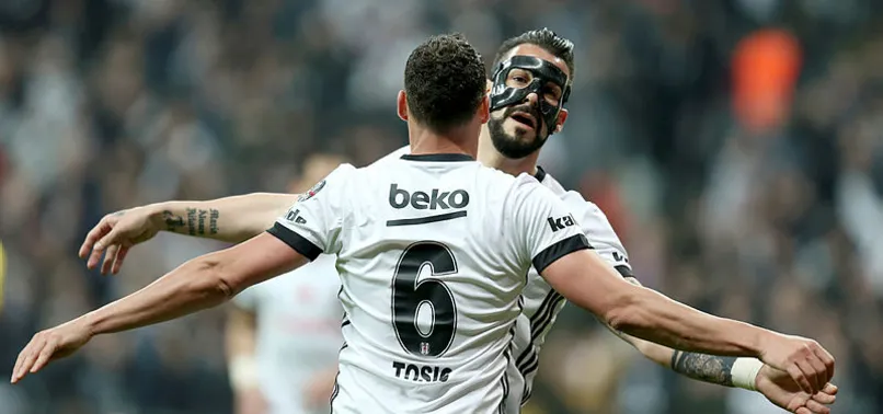 Beşiktaş defansı, hem savundu hem gol attı