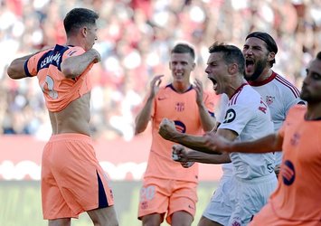Sevilla Barcelona'yı farklı geçti!