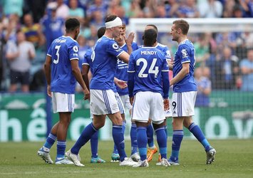 Leicester 2. yarıda açıldı