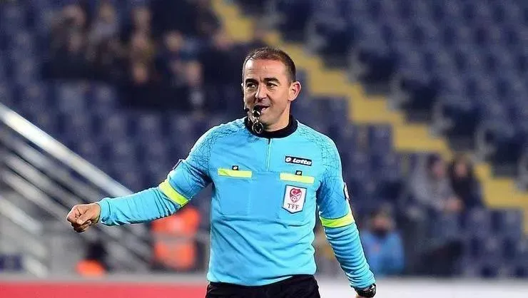 Karagümrük-Fenerbahçe maçının VAR hakemi Özgüç Türkalp oldu! - 1