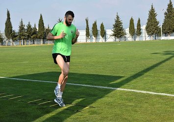 Akhisarspor'da Mustafa Yumlu mutluluğu