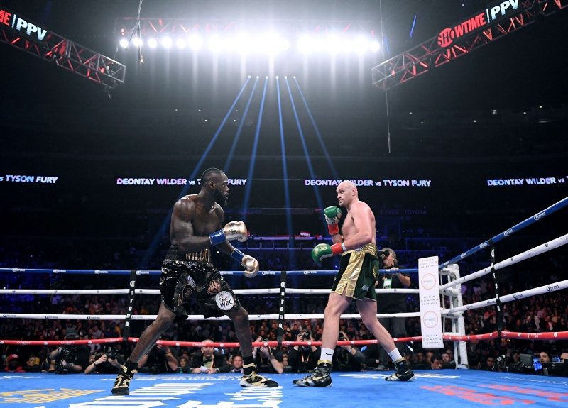 Wilder - Fury maçında şok sonuç! İkisi birden sevindi ama...