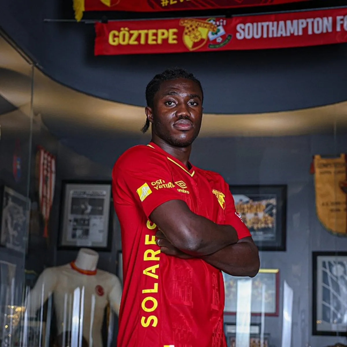 Göztepe transferde hız kesmiyor