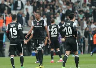 Beşiktaş'ta kazan kaynıyor
