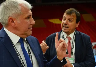 Ergin Ataman ve Obradovic arasında tartışma