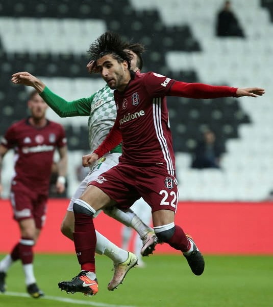 Beşiktaş’ta yolcular belli oldu