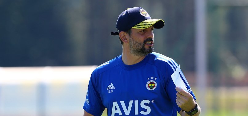 Fenerbahçe'de Erol Bulut'tan şaşırtan karar! Gitmesi beklenirken...