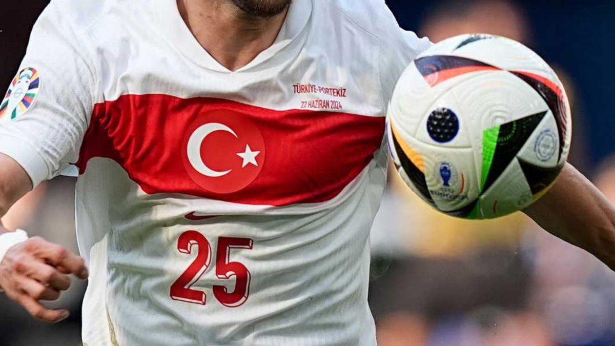 Galatasaray'da transferde bir imza daha! İşte sözleşme detayları Galatasaray'da transferde bir imza daha! İşte sözleşme detayları