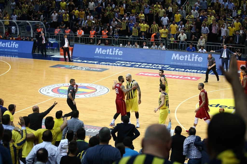 Aziz Yıldırım’dan Ergin Ataman’a tepki