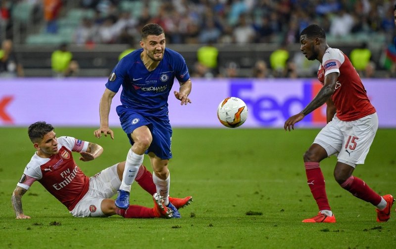 Bakü’de Mesut Özil’e Fenerbahçe mesajı