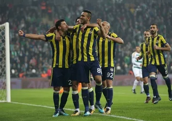 Fenerbahçe, deplasmanda Bursaspor'u devirdi