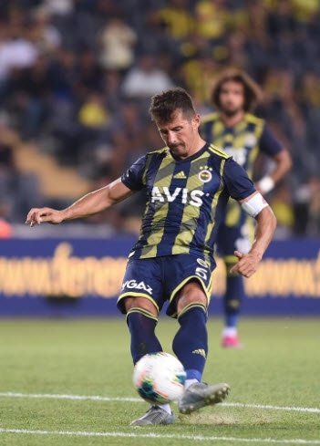 Fenerbahçe-Cagliari maçında dikkat çeken detay! Görenler dönüp bir daha baktı