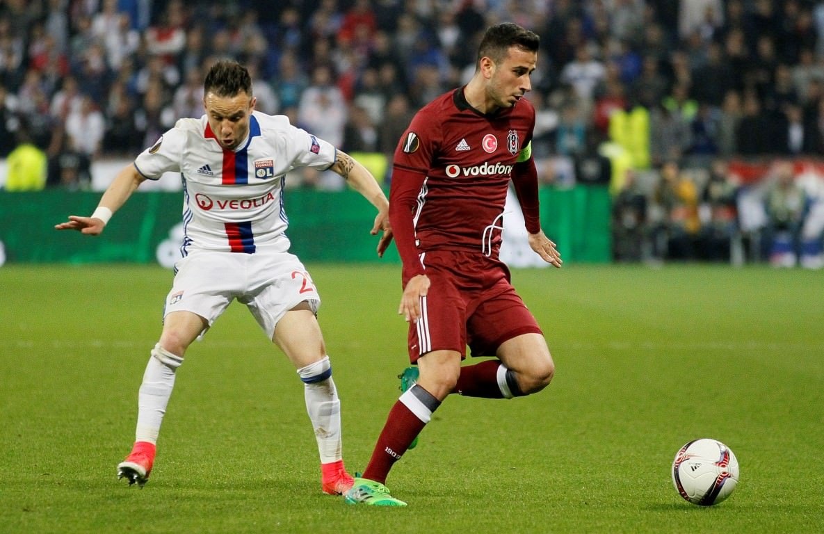 Mathieu Valbuena, Cuma günü imzalıyor