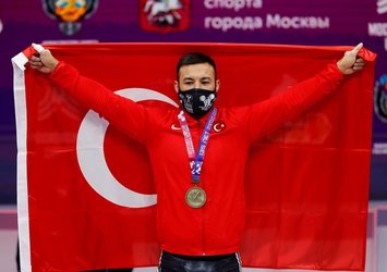Milli halterciden Avrupa rekoru ve altın madalya!