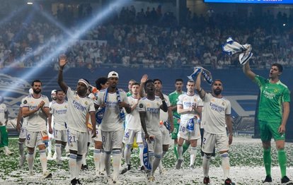 Şampiyonlar Ligi şampiyonu Real Madrid’den coşkulu kutlama!