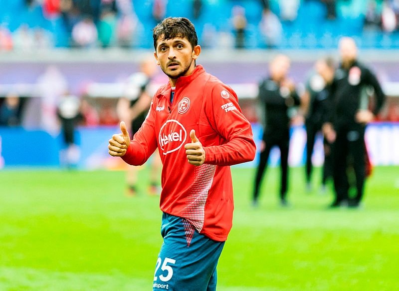 Kaan Ayhan Bundesliga’ya damga vurdu!