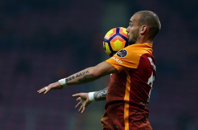 Çin’den Wesley Sneijder’e inanılmaz teklif