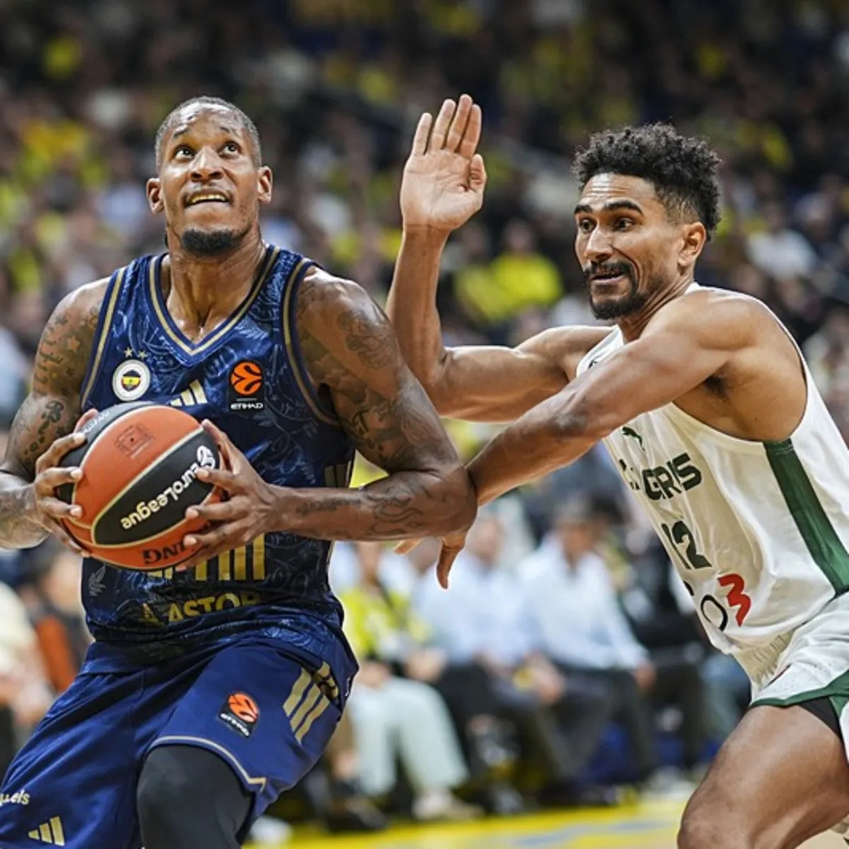 Fenerbahçe Tarfin, EuroLeague'de Valencia'ya konuk oluyor
