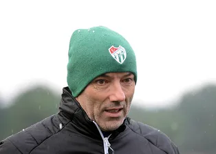 Galatasaray, Le Guen’in peşine düştü ama...