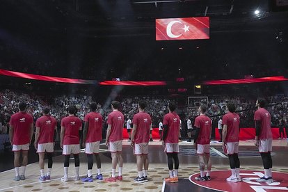Teşekkürler 12 Dev Adam!