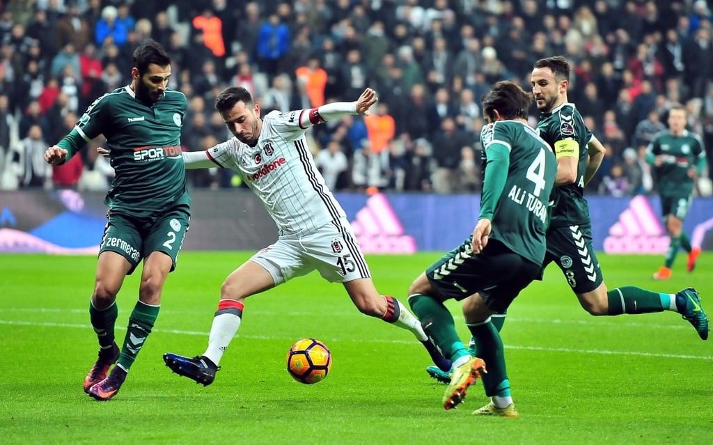 Beşiktaş-Atiker Konyaspor karşılaşmasından kareler