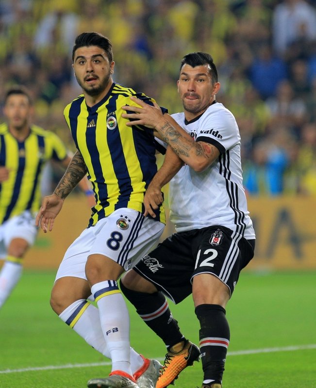 Fenerbahçe'ye Ozan Tufan piyangosu! - Sayfa 1 - Fenerbahçe ...