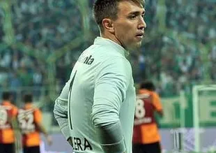 Muslera'dan ayrılık sinyali