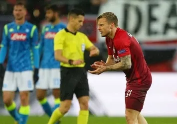 Salzburg kazandı Napoli turladı!