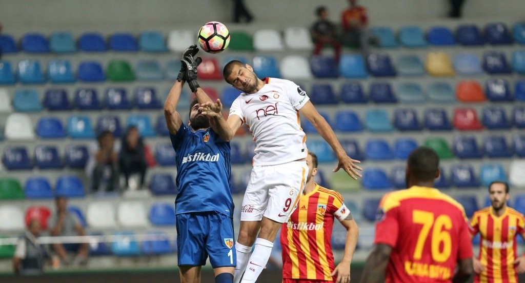 Galatasaray’dan devrim gibi karar!