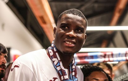 Trabzonspor’un golcüsü Paul Onuachu Trabzon’a ayak bastı!