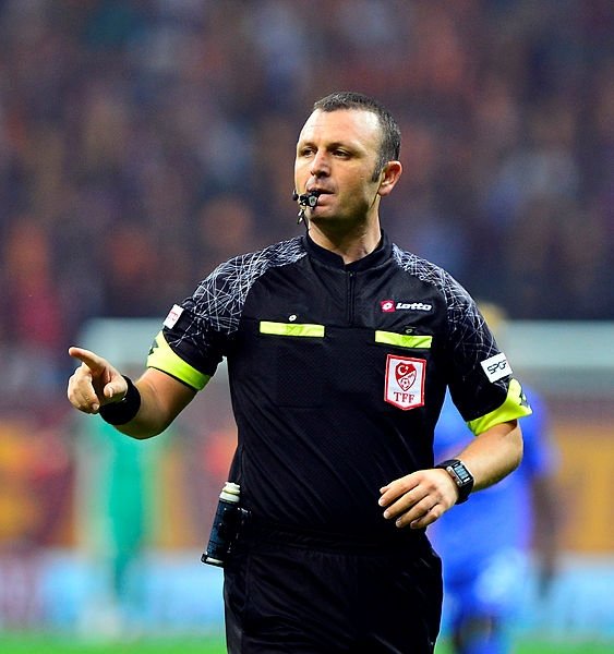 İşte hakemlerin tuttuğu takımlar