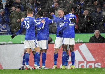 Türk derbisinde kazanan Çağlar'lı Leicester!