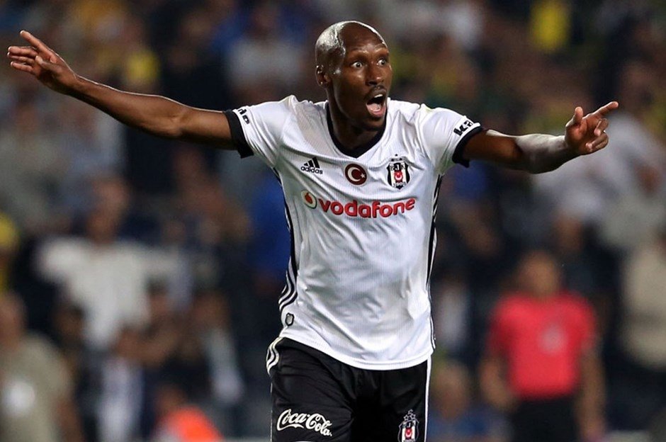 Beşiktaş’ta bir dönem kapanıyor! Tarihi kararlar peş peşe...