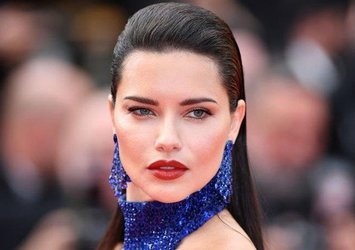 Adriana Lima kimdir?