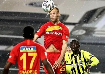 Fenerbahçe kafadan yıkıldı!