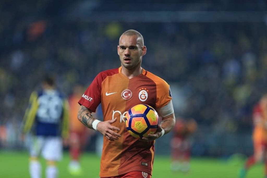 Galatasaray, Wesley Sneijder’i satıyor