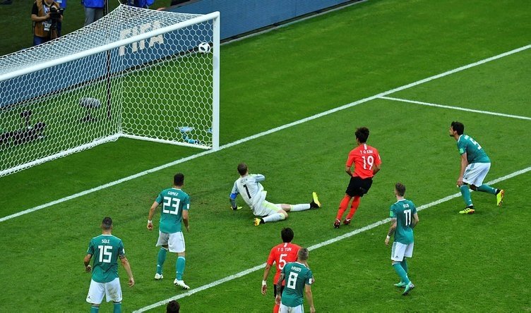 Futbol kuralları baştan aşağı değişiyor! Artık onlar da kart görecek