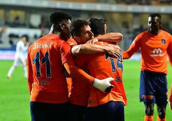 Medipol Başakşehir, Kayserispor'u 3 golle devirdi