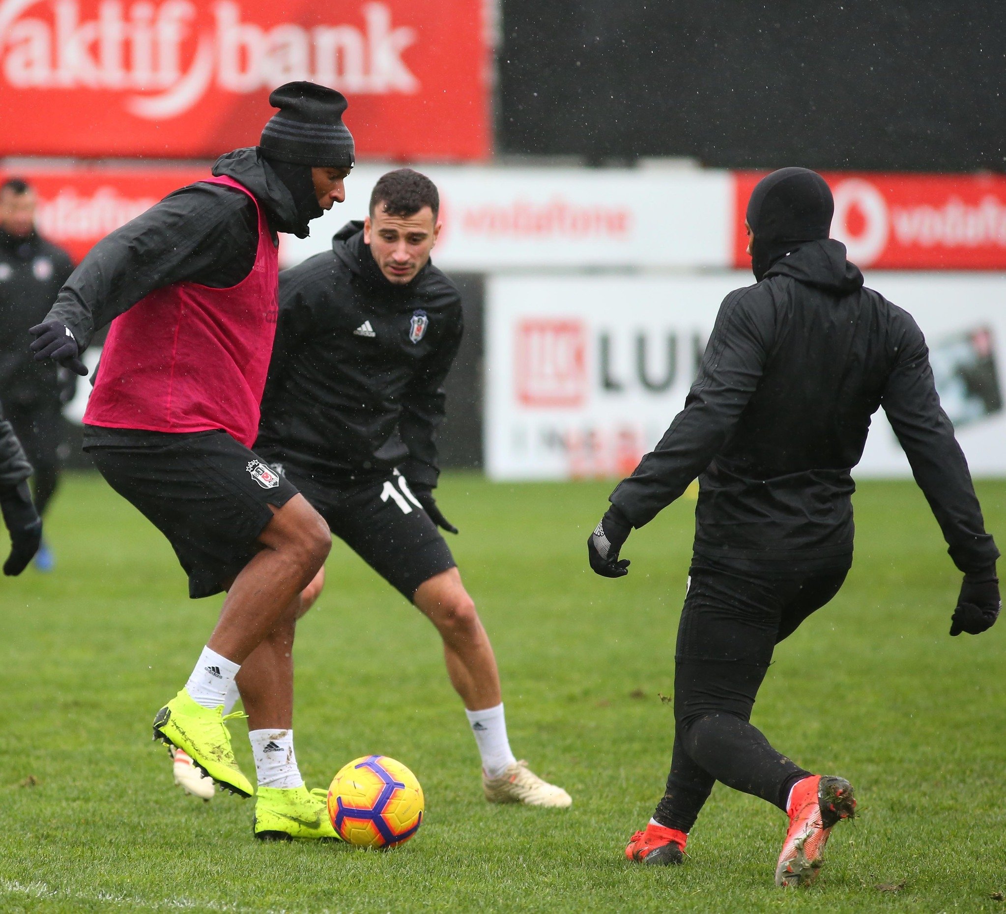 Beşiktaş’ta flaş Babel gelişmesi!