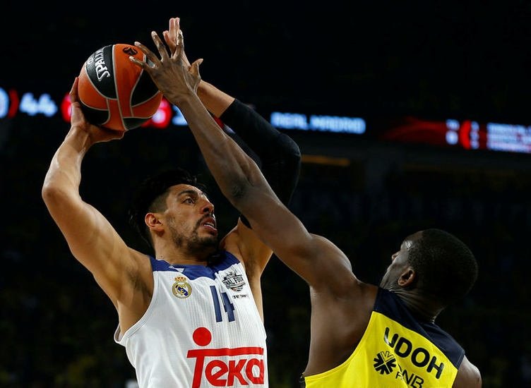 Ekpe Udoh sosyal medyayı salladı