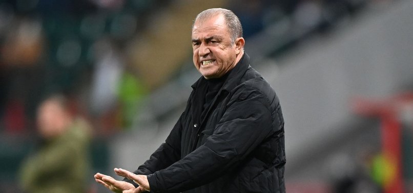GALATASARAY HABERLERİ - O isimden Galatasaray'a şok sözler! Lige havlu atmış