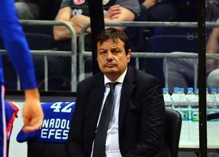 Podolski'den Ergin Ataman paylaşımı!