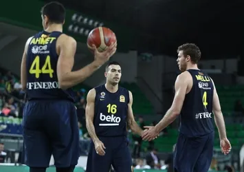Fenerbahçe Beko ligde de esiyor