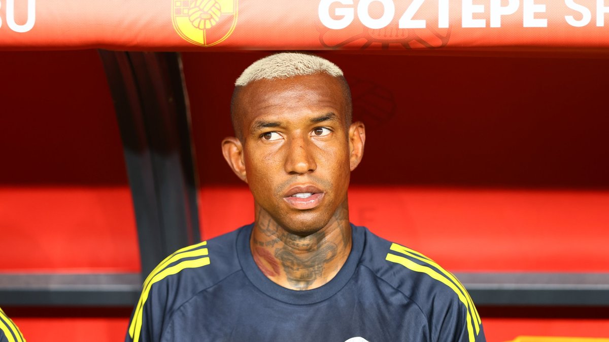 FENERBAHÇE HABERİ: Talisca'dan transfer iddialarına yanıt! FENERBAHÇE HABERİ: Talisca'dan transfer iddialarına yanıt!