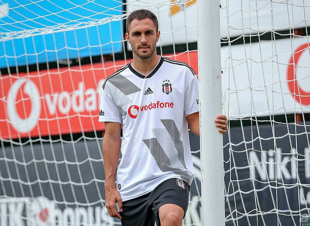 Corona virüsü Süper Lig yıldızlarının değerlerini de vurdu!